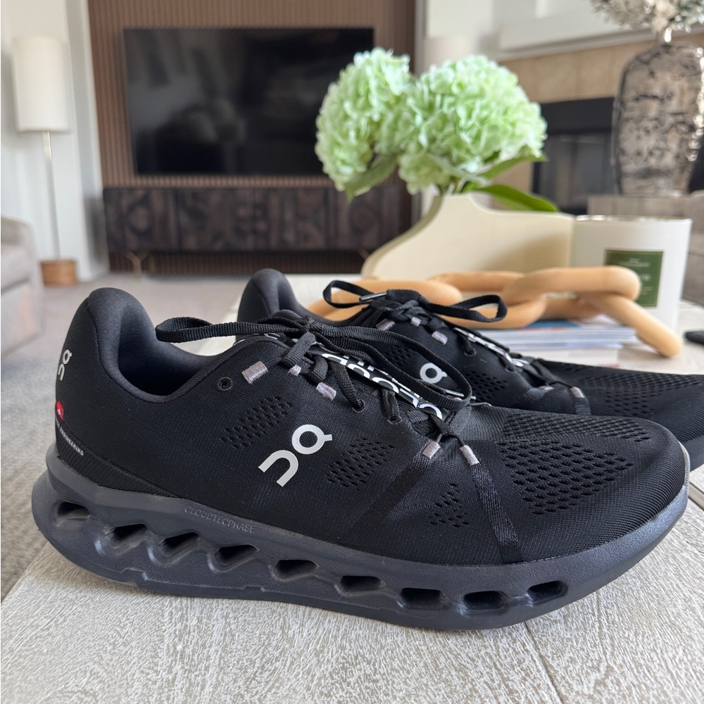 On Cloud Running Men's Surfer